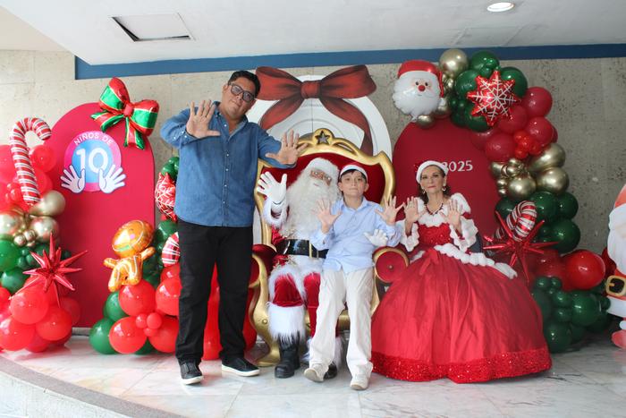 N10 y Santa Claus 2025
