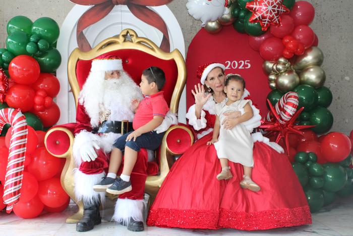 N10 y Santa Claus 2025