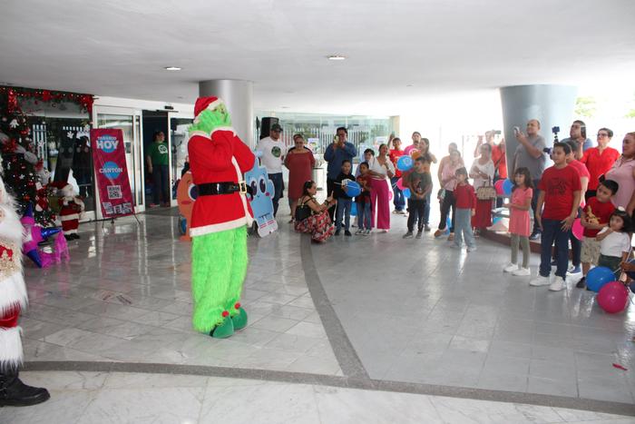 N10 y Santa Claus 2025