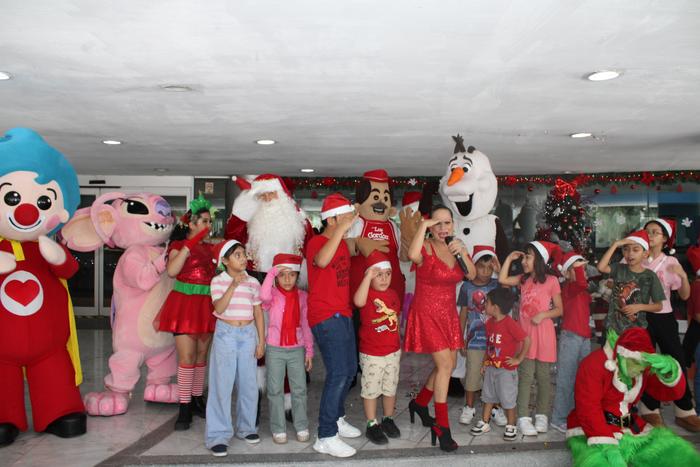 N10 y Santa Claus 2025