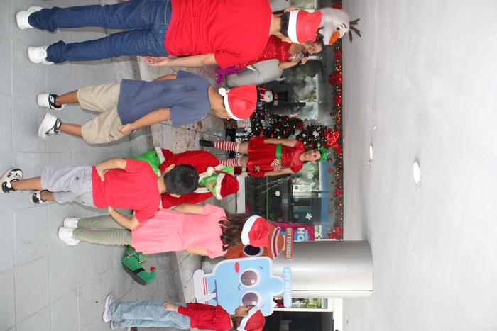 N10 y Santa Claus 2025