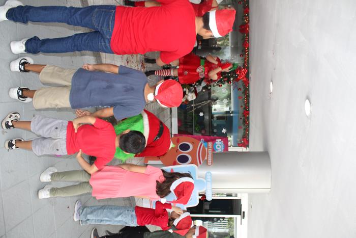 N10 y Santa Claus 2025