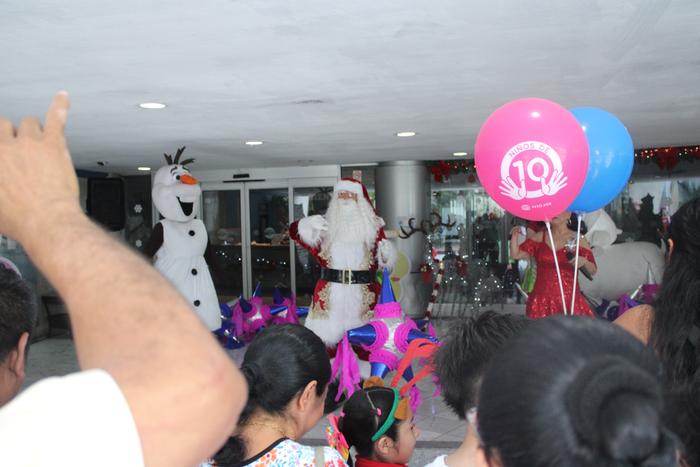 N10 y Santa Claus 2025